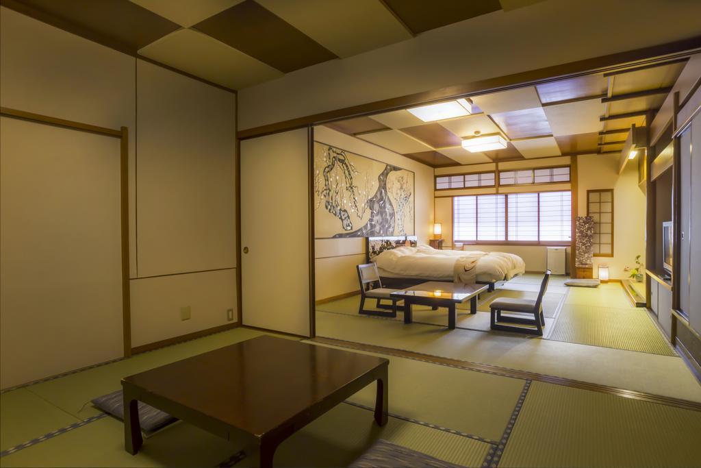 Kinosaki Onsen Hanakouji Saigetsu Hotell Toyooka  Exteriör bild